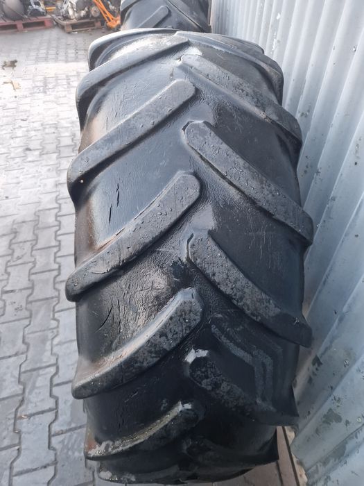 Koła 28 cali Massey Ferguson 5 otworów felgi stalowe opony