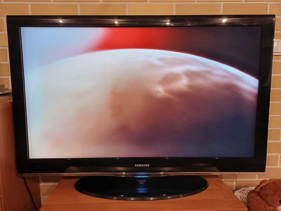 Telewizor LCD Samsung 46 cali