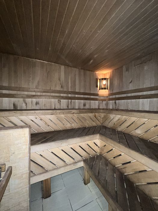 Відпочинок біля озера, село Любохин