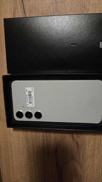 Samsung galaxy s24 plus