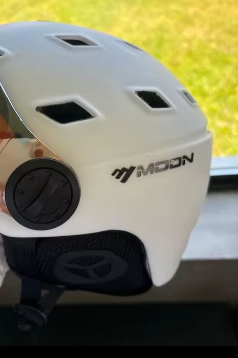 Kask narciarski rozmiar m nowy