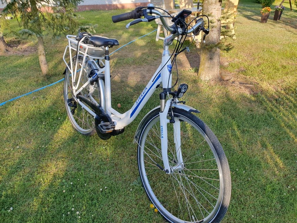 Holenderski rower Elektryczny Stella Allegra 2024r System Bafang 600km