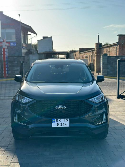 Форд ЕДЖ 2019 року