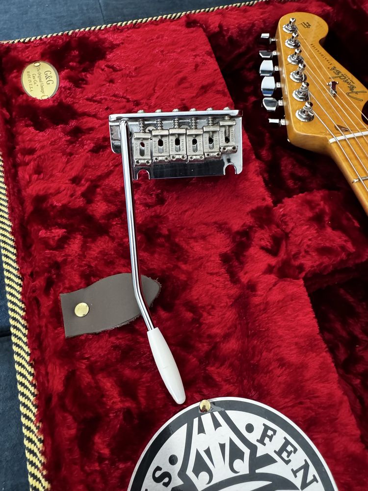 Fender Stratocaster American Select Cherry Burst 2012