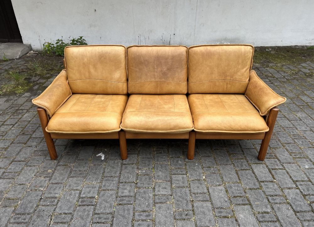 Mid century zestaw: sofa / fotel / podnóżek. Skóra bawola