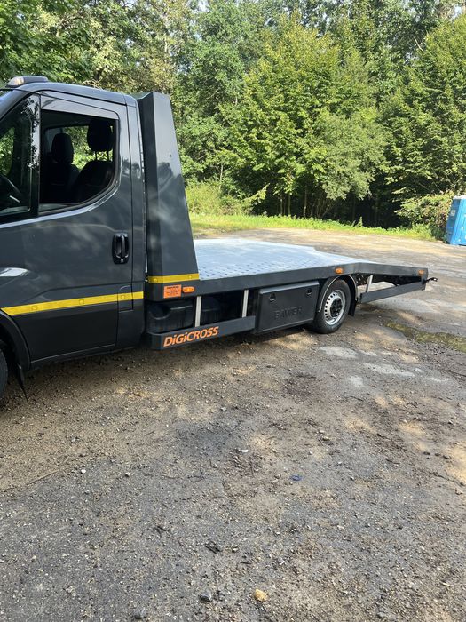 Autolaweta 24/7 wynajem Pomoc drogowa 24h Iveco Daily Auto Pomoc