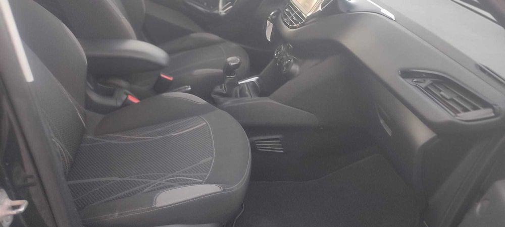 Peugeot 208 de 2012 - Compacto e económico