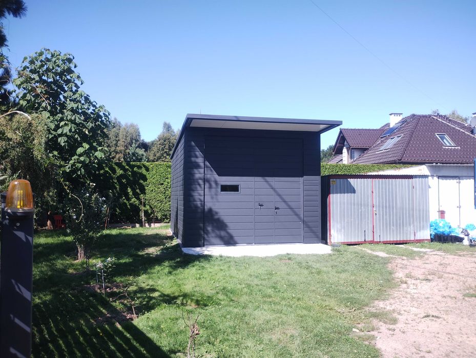 Garaż ocieplany stalowy drewnopodobny. 4x6. Automat. Płyta pur 4.