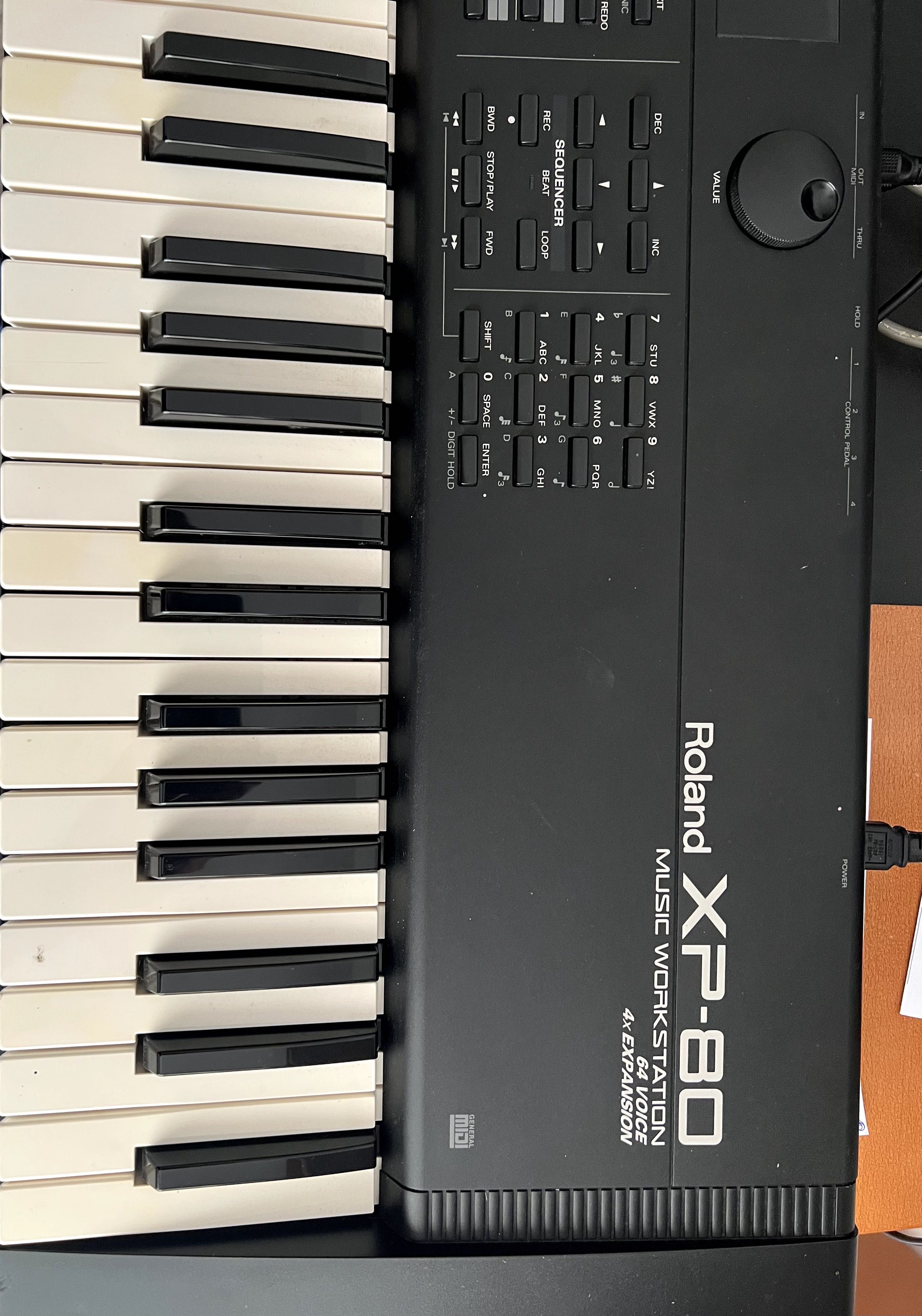 Workstation Roland XP 80