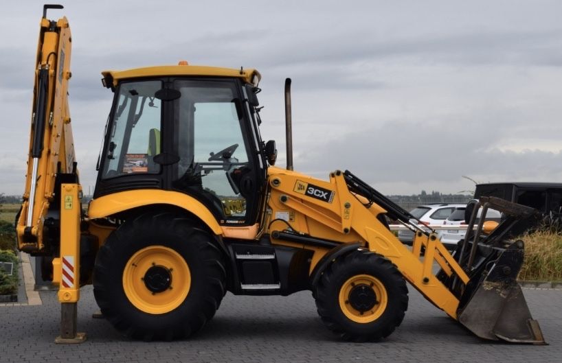 экскаватор\услуги\екскаватор\послуги\трактор\навантажувач\спецтехніка