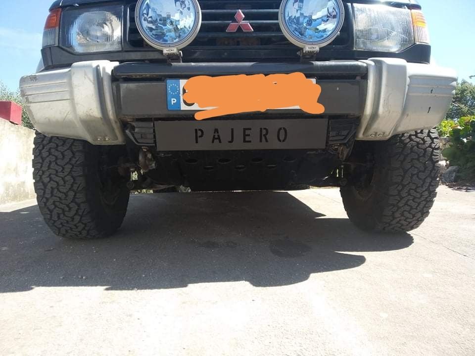 Resguardo motor em aço para Mitsubishi Pajero V20