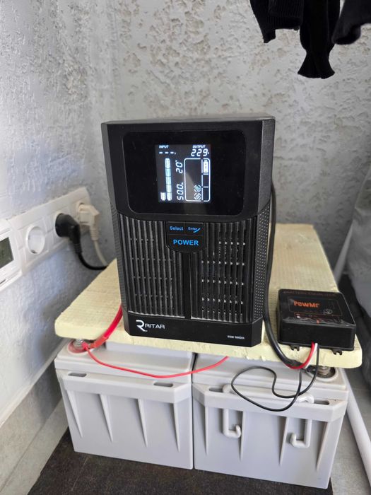 ИБП / инвертор RITAR RTSW-1500 LCD 24В / 1500VA