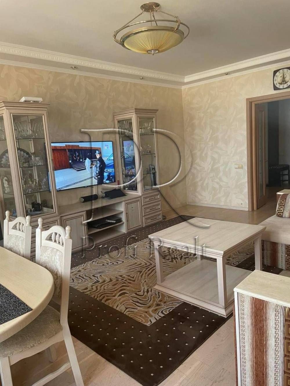 Продаж 3кім квартири з євроремонтом в цегляному будинку Шулявська