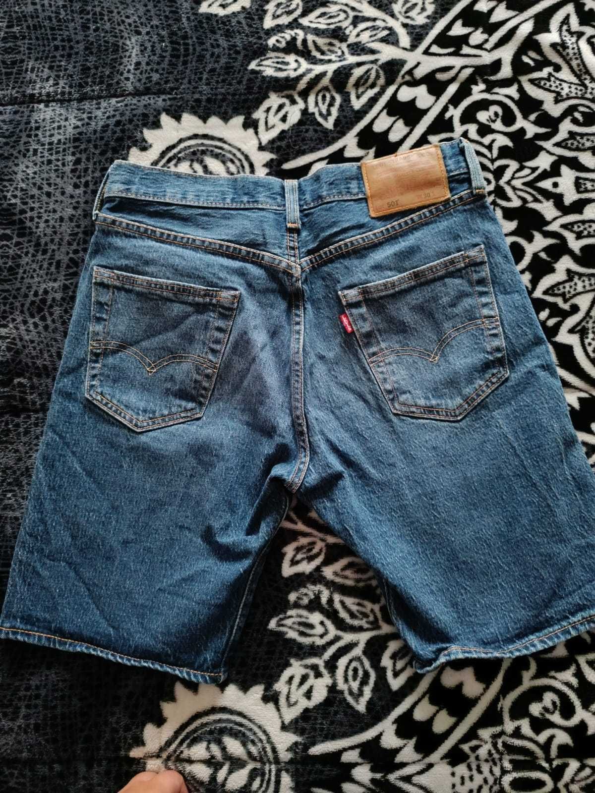 Calções Levi's usados 3 vezes