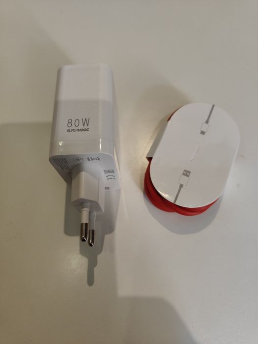 Ładowarka Oneplus superVOOC 80 w nowa