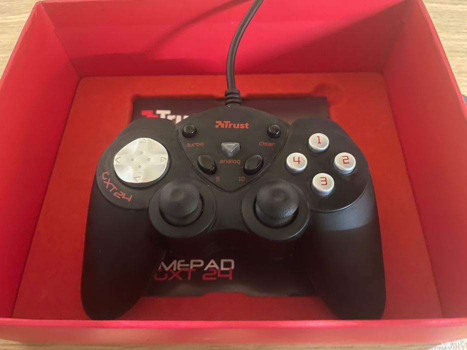 Геймпад Trust GXT24 - Windows, Android