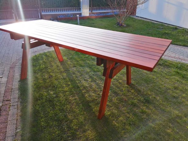 Stół drewniany ogrodowy