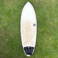 Prancha surf NSP Elements hybrid 5'9'' com leash e fins incluso