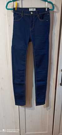 Spodnie jeansy 34/XS Stradivarius