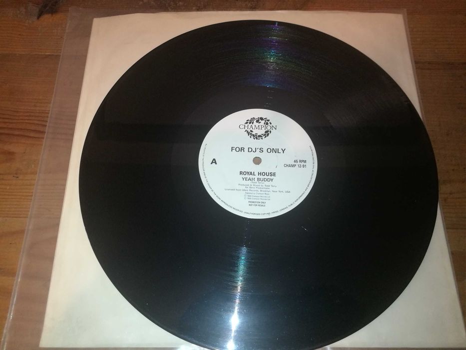 ROYAL HOUSE (DANCE) - Yeah Buddy (Edição 1988 - promo)
MAX