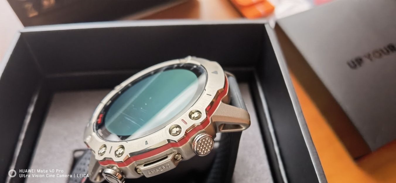 Amazfit Falcon como novo