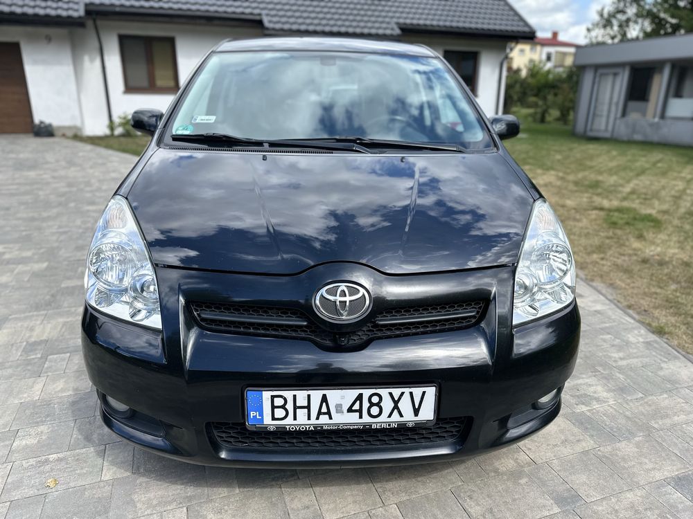 Toyota Corolla Verso 1.8benz lifting od 7 lat w polsce jeden wlascicie