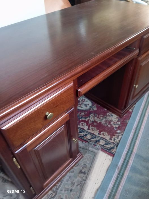 Secretaria estado novo em mogno maçico de boa qualidade Secretaria est