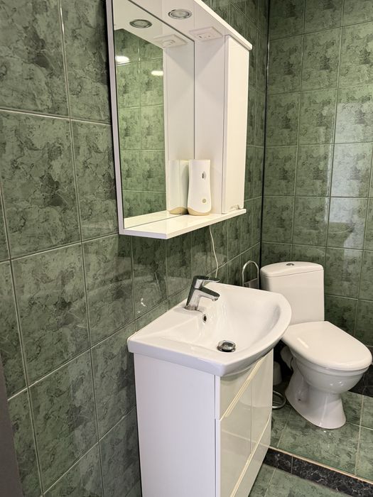 Продам 2-кімнатну квартиру-студію з євроремонтом Автовокзал Кривий Ріг