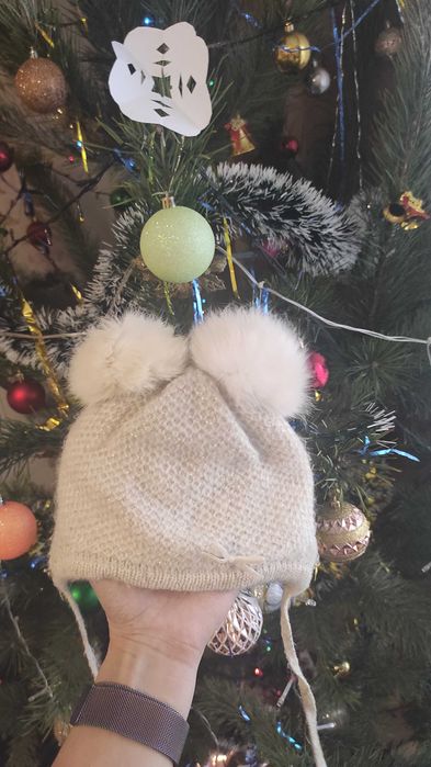 Шапка для дівчинки