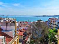 Apartamento T1 com terraço e vista rio no Chiado, Lisboa