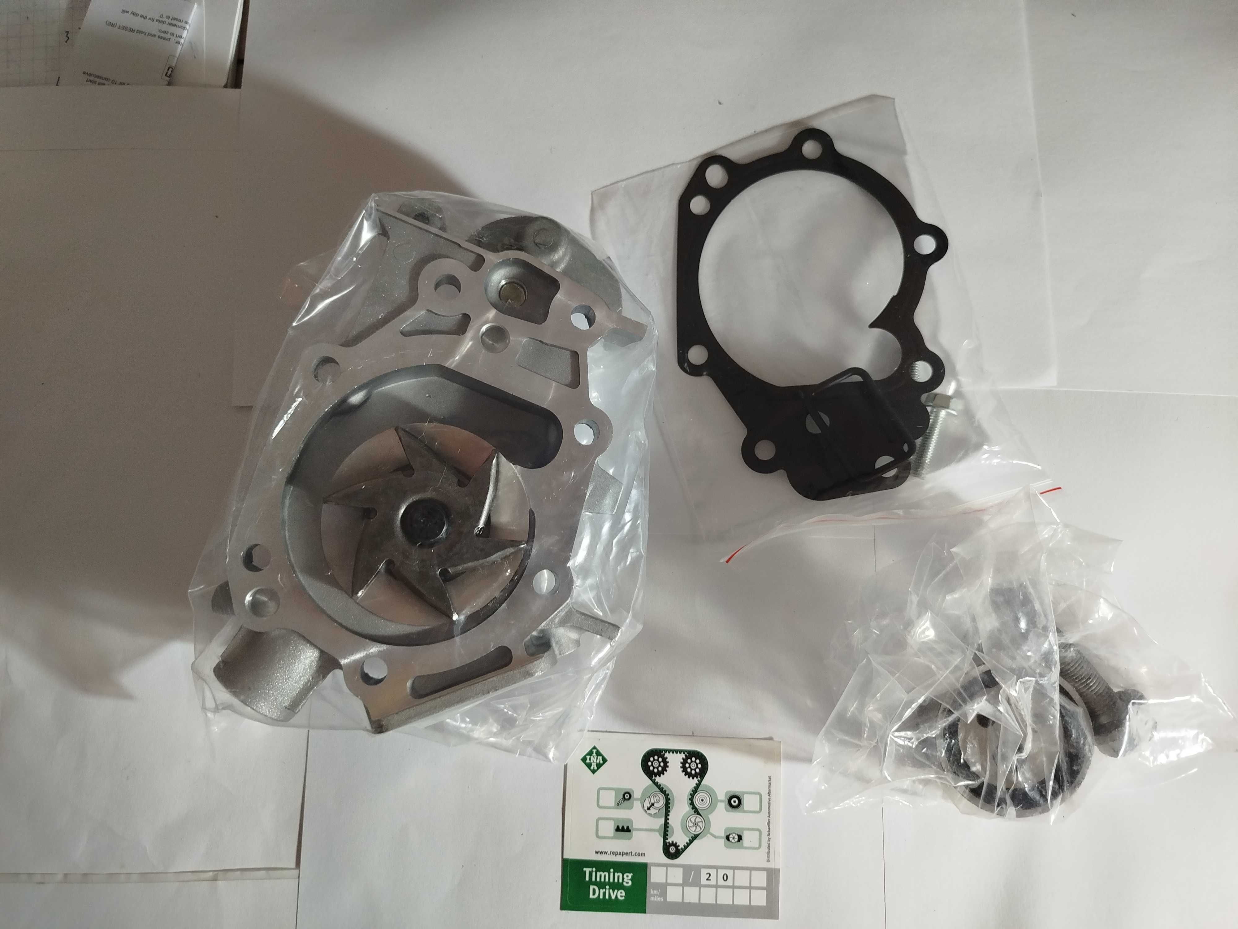 Bomba de água e kit de correia dentada para Clio 2