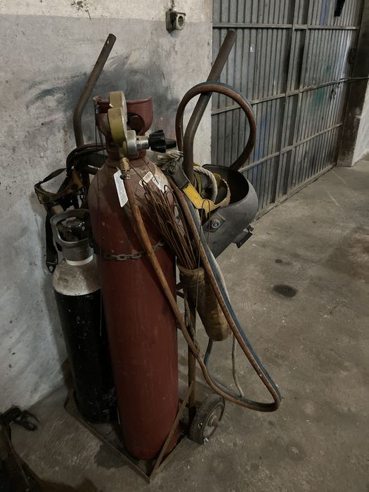 Kit oxiacetileno (oxigenio + acetileno) com maçarico
