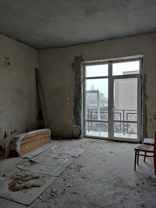 Продам дом в Новой Дофиновке, курортный район на берегу моря.