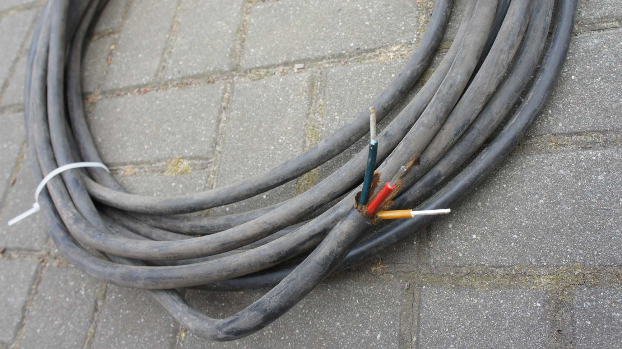 Kabel elektryczny  3 x3  aluminiowy  15 M