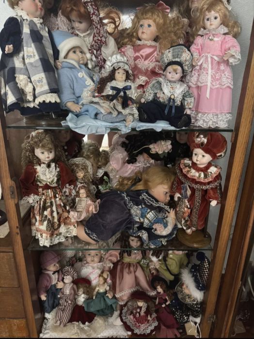 Bonecas de porcelana