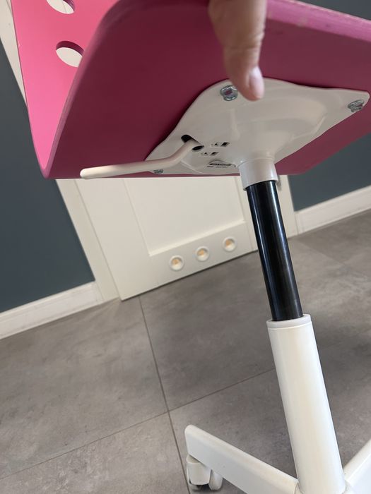 Krzesła dzieciece Ikea , krzesła obrotowe do biurka