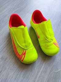 Chuteiras  Sapatilhas Nike Mercurial tamanho 28,5