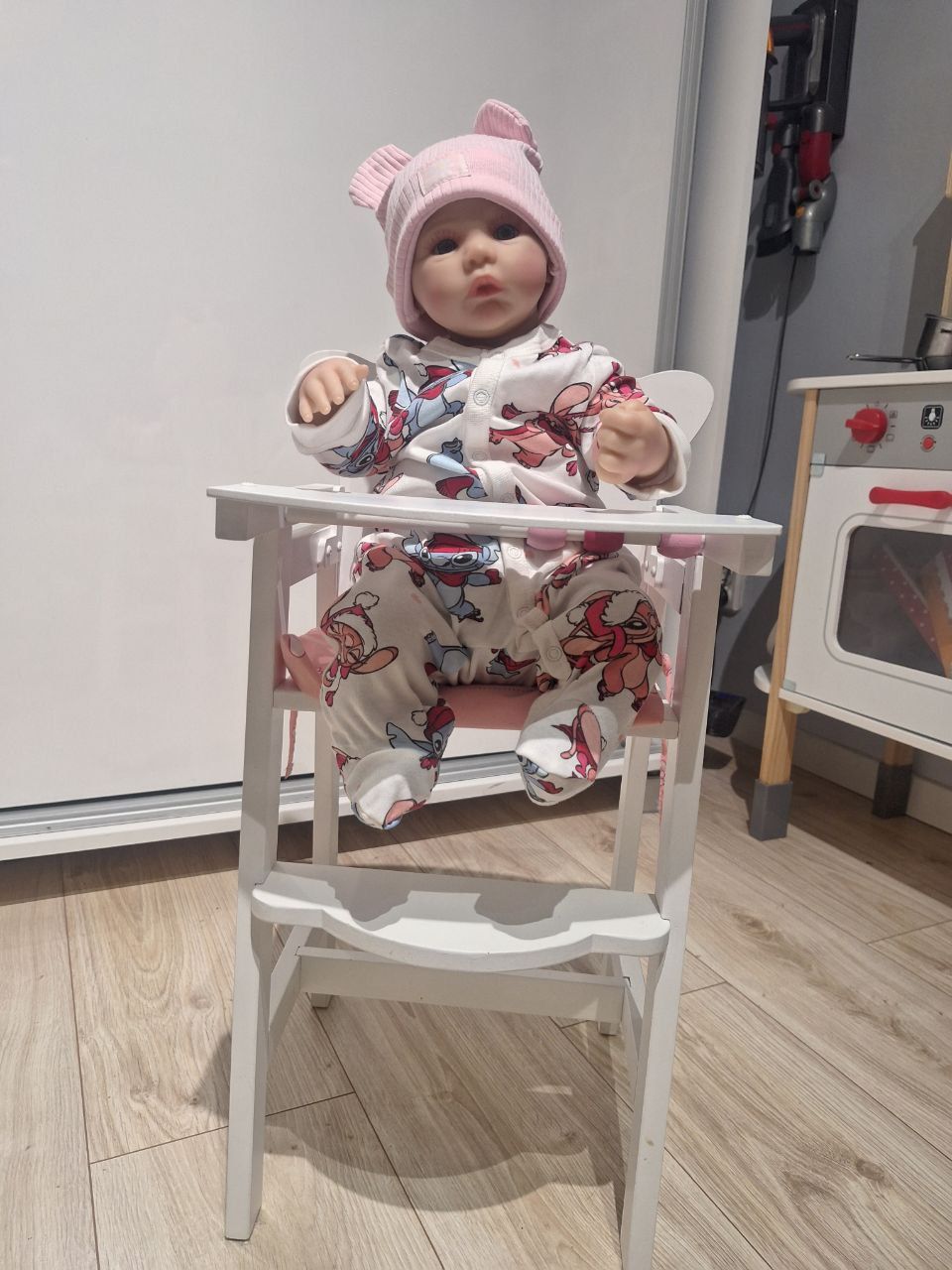 Łóżko i krzesełko dla lalek