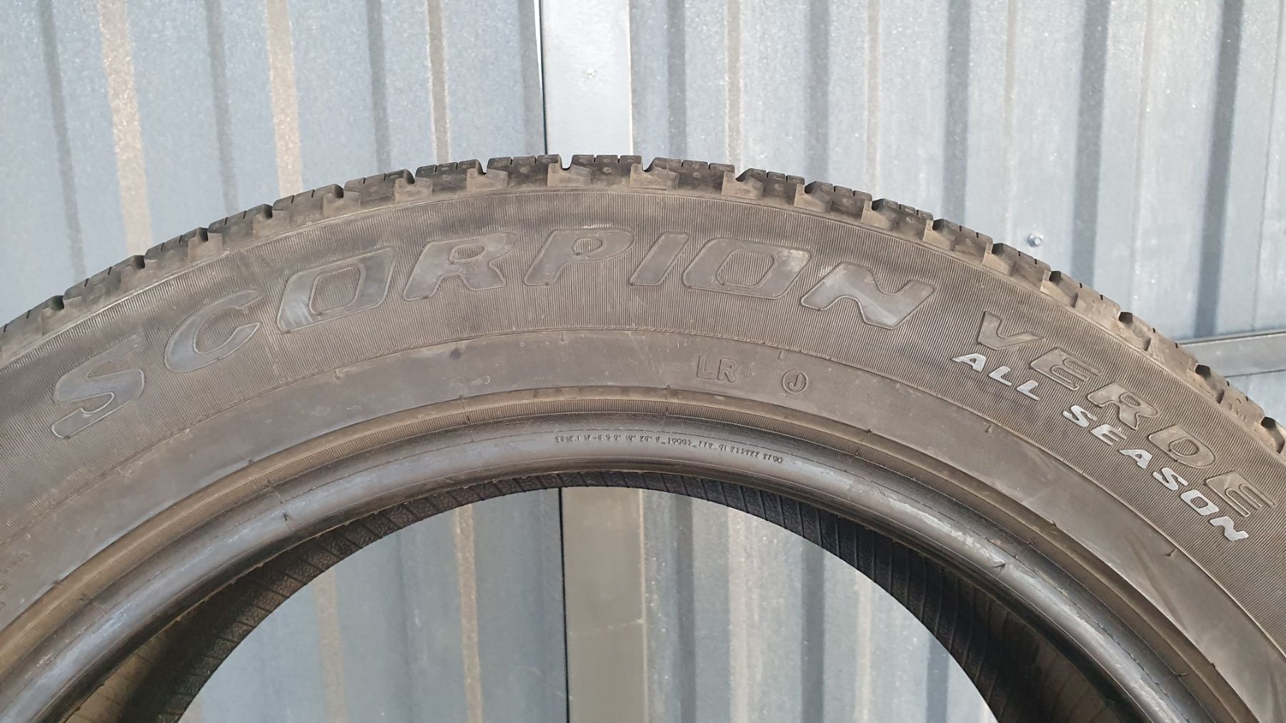 Резина всесезонная PIRELLI Scorpion 255/50R20 103W