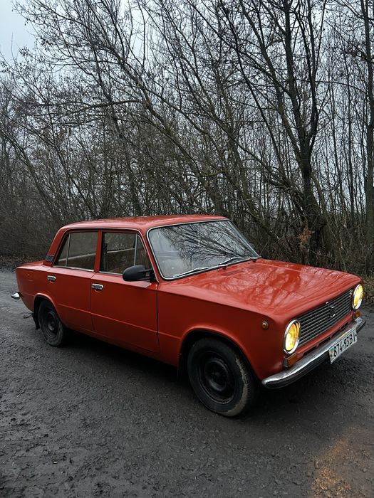 ВАЗ LADA 21011-1