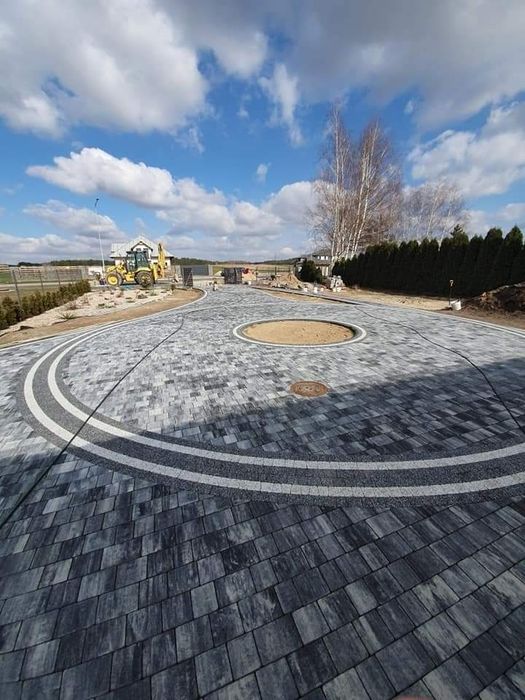 Укладка тротуарной плитки. Укладання тротуарної плитки. Доступные цены