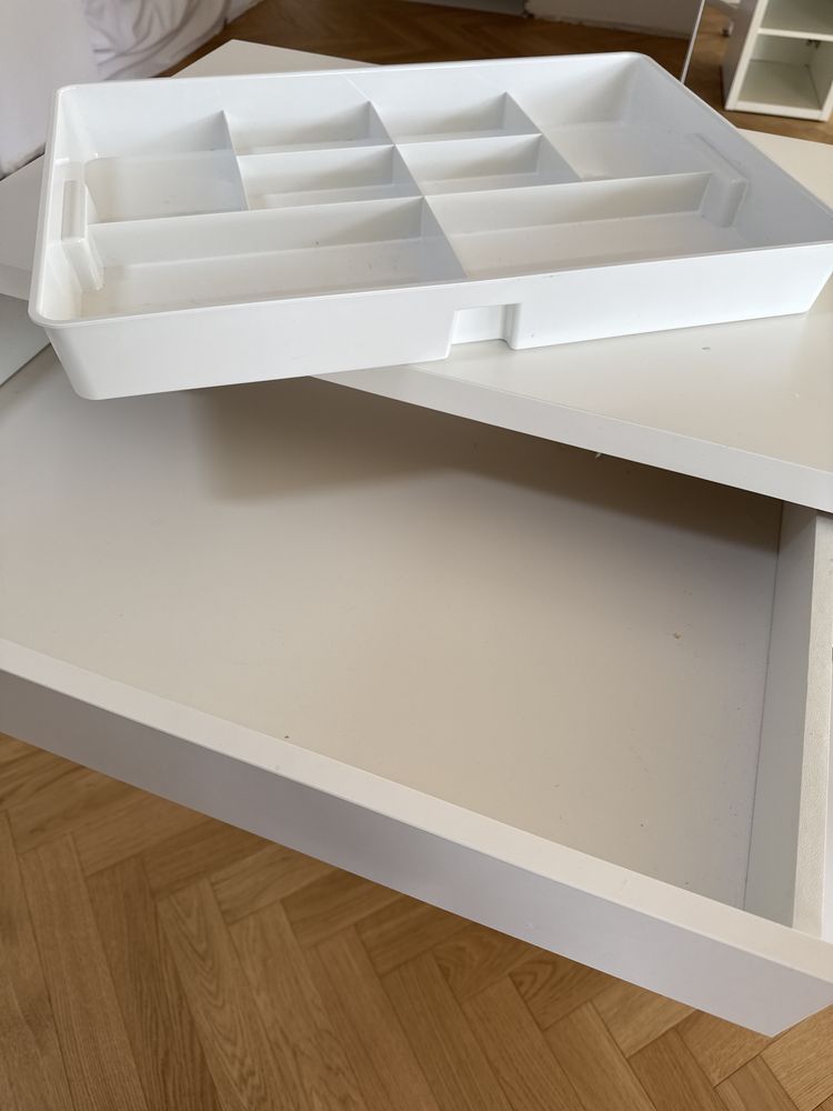 Biurko i krzeslo ikea