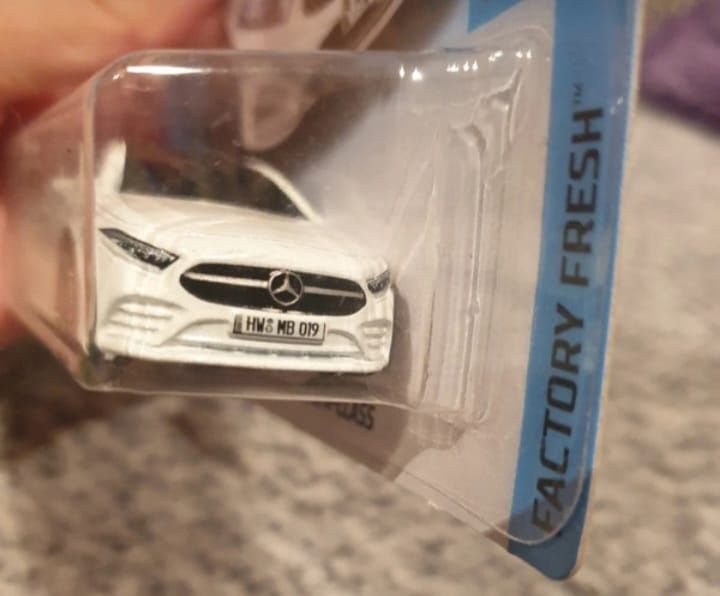 19 mercedes-benz A-class hot wheels