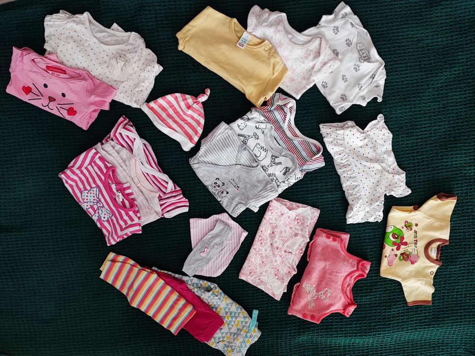 Mega duży kolorowy zestaw ubranek dla dziewczynki rozmiar 62/68