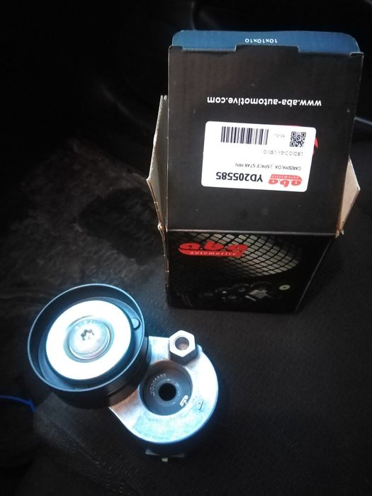 Натяжитель ремня