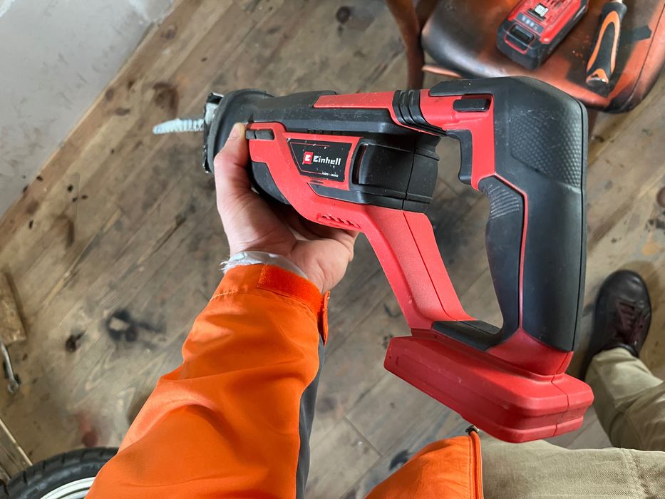 Пила шабельна Einhell X-Change TE-AP 18/26 + Зарядне + АКБ 5.2ah