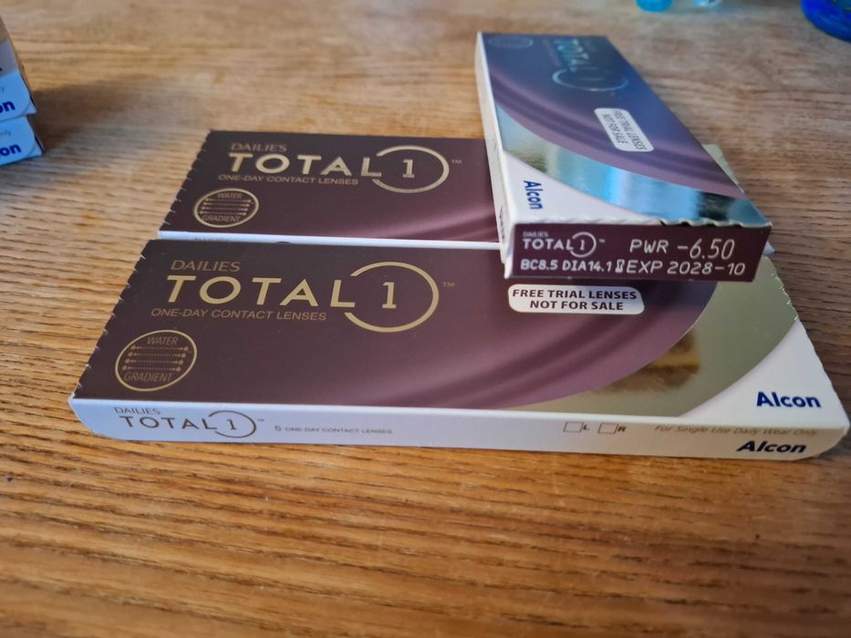 Dailies Total 1 Alcon moc -6.5 15 sztuk soczewek kontaktowych