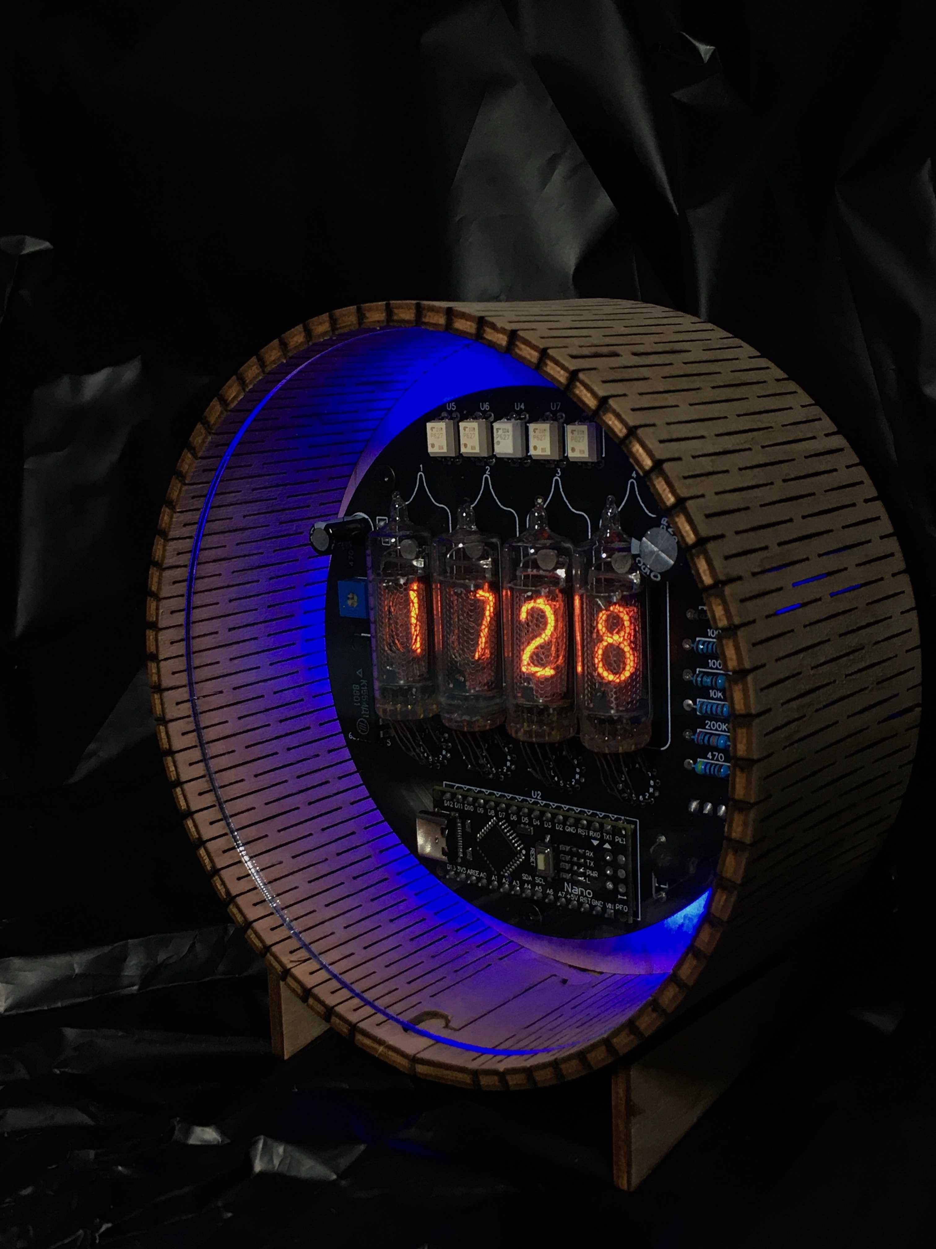 Nixie clock Годинник на газорозрядних індикаторах ІН-16