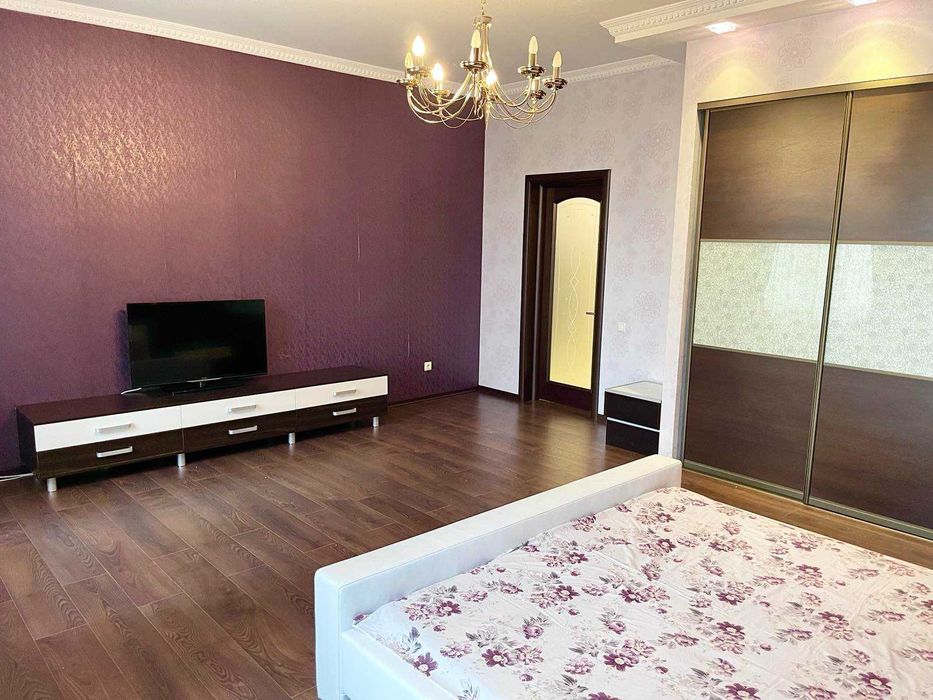 Красивая 3-комн. квартира 130м² в ЖК АКАПУЛЬКО-1 / ул. Педагогическая
