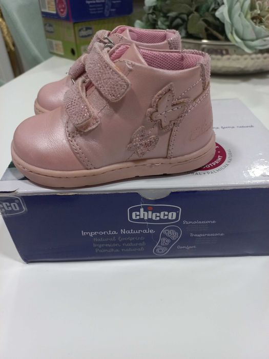 Botas da chicco, 19